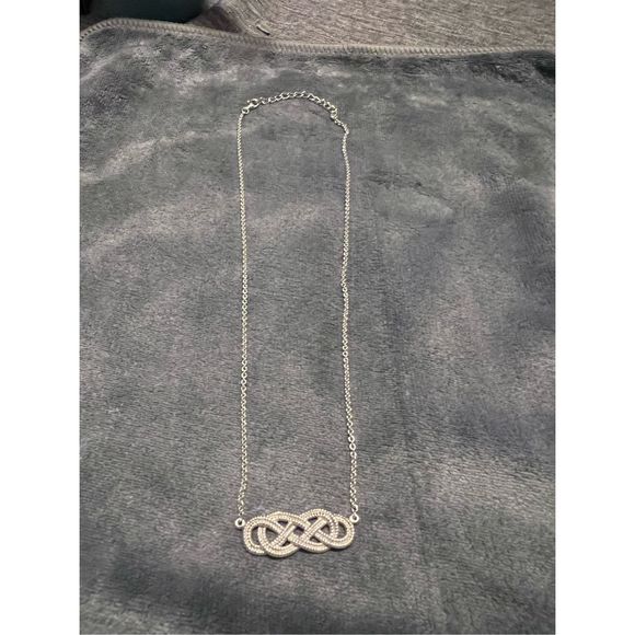 CELTIC KNOT STERLING SILVER 925 NECKLACE - Picture 4 of 6